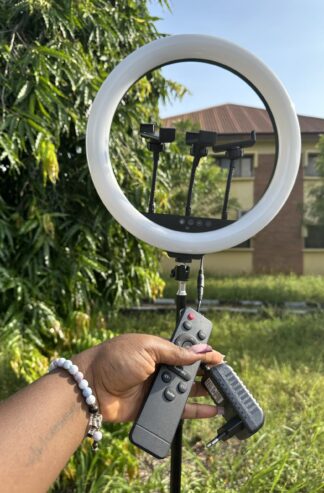14 INCHES DIRECT PLUG RINGLIGHT