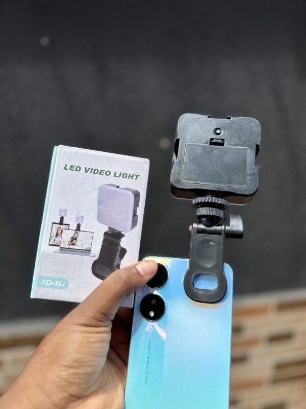 RECHARGEABLE TIKTOK LIGHT - Image 2