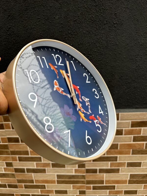 BIG WALL CLOCK