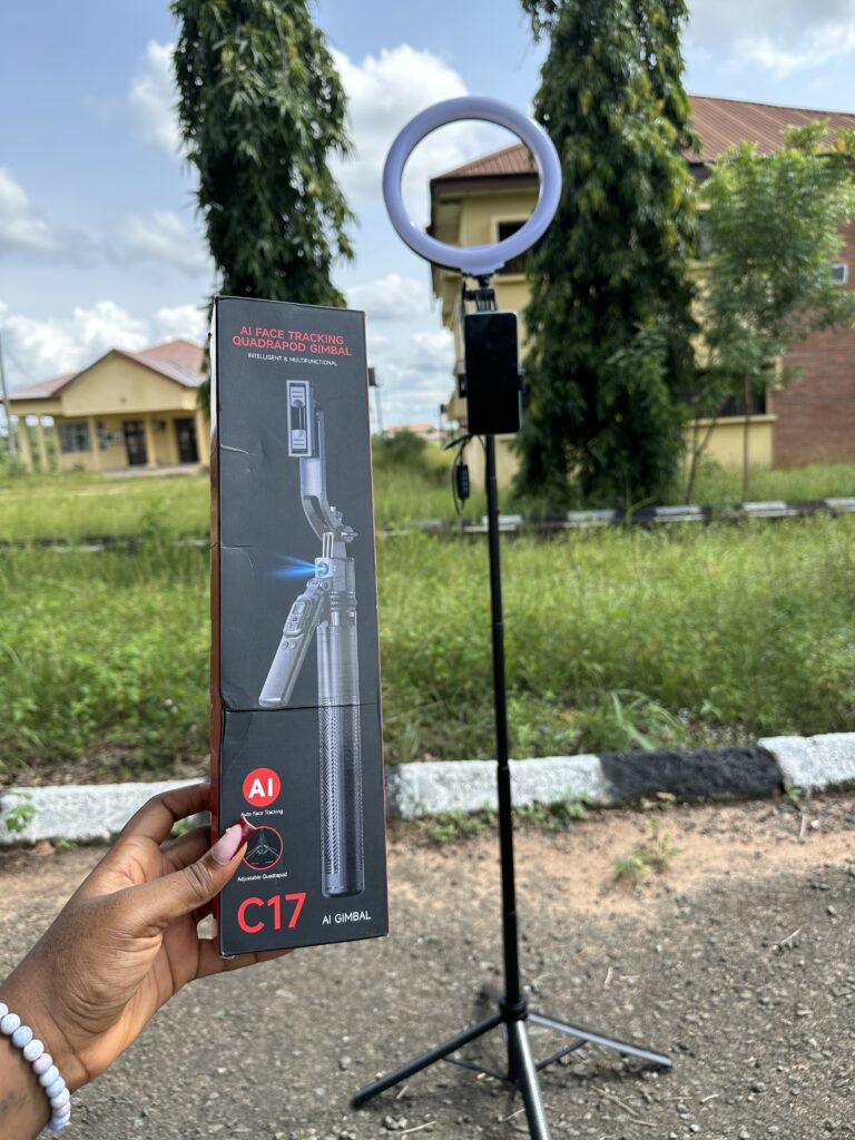 C17 AI FACE TRACKING TRIPOD - Image 5