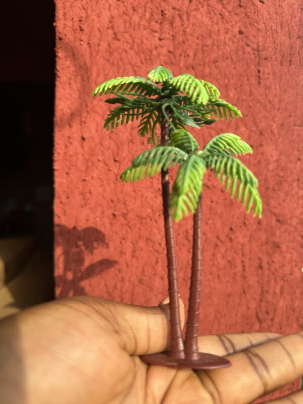 ARTIFICIAL COCONUT TREE PROP