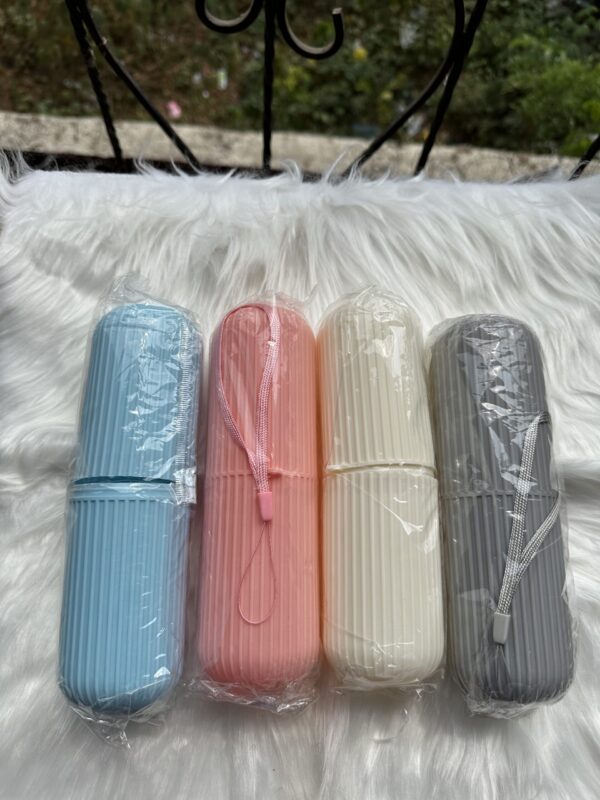 TRAVEL TOOTHBRUSH HOLDER - Image 2