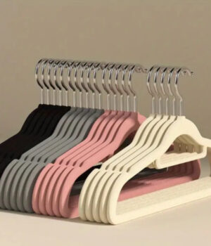 FANCY CLOTH HANGER