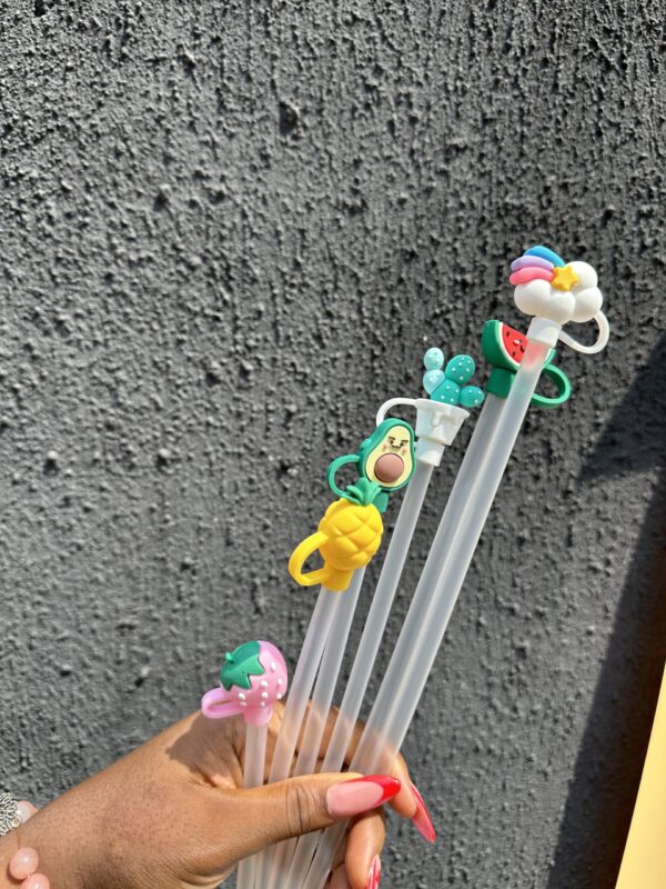 STRAW TOPPER