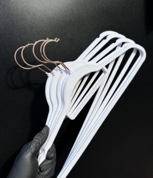 FANCY CLOTH HANGER(5)