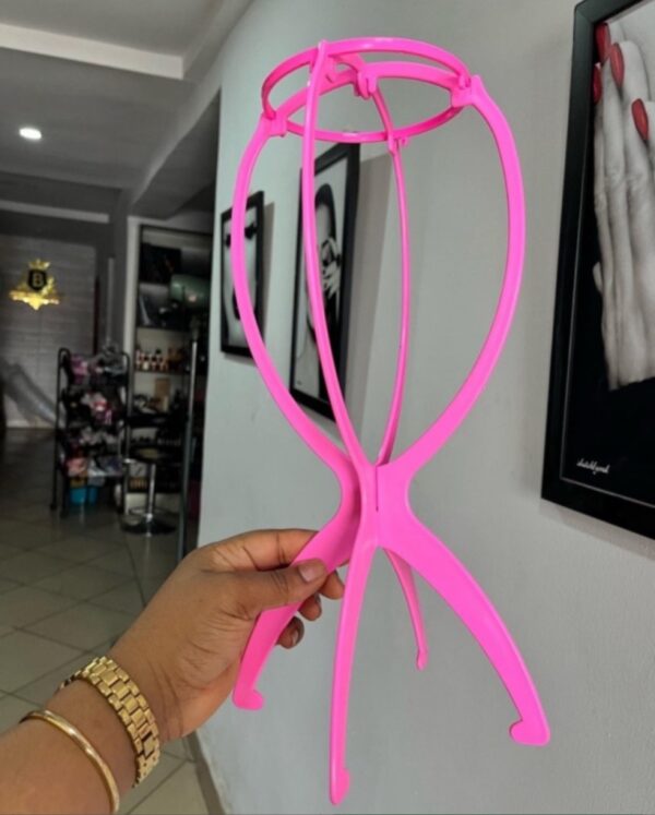 PLASTIC WIG HANGER