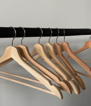 WOODEN CLOTH HANGER(10 pcs)