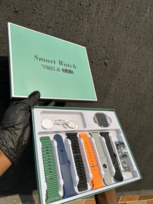 Y60 7+1  SMARTWATCH