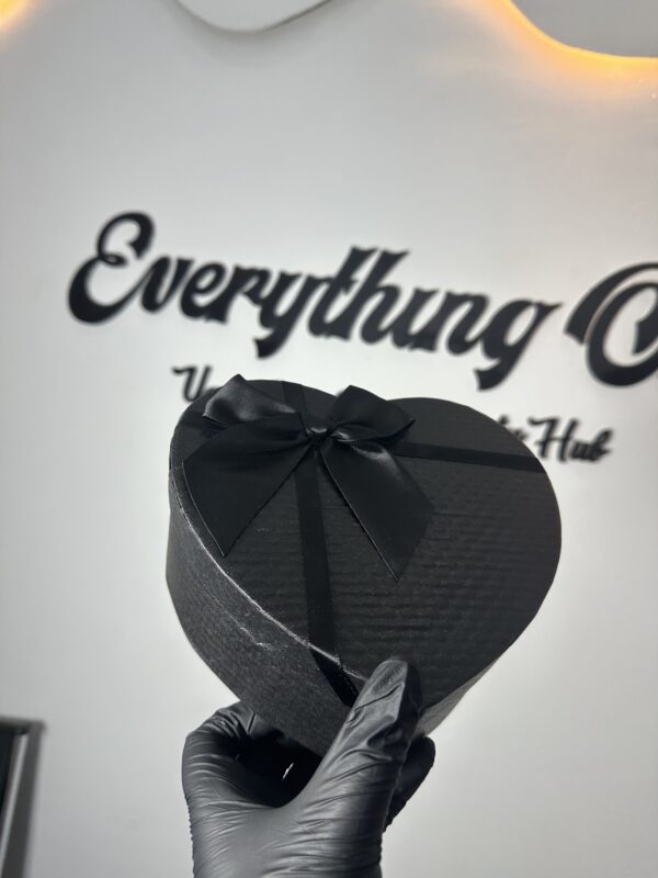 LOVE SHAPE BOXES