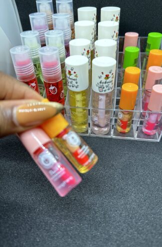 COLOR CHANGING LIP GLOSS