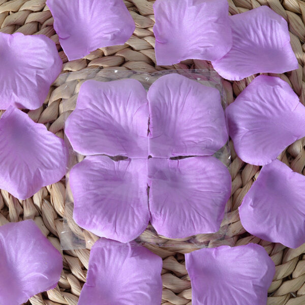 100 ROSE FLOWER PETALS - Image 24