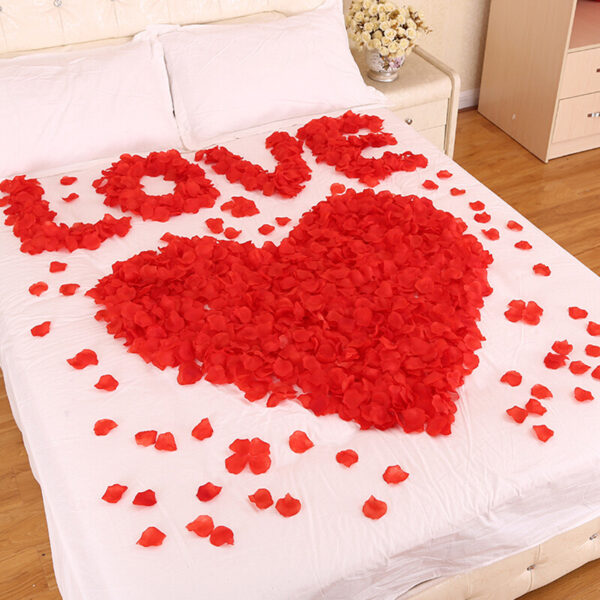 100 ROSE FLOWER PETALS - Image 2