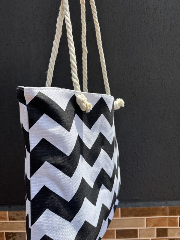 ZIGZAG TOTE BAG - Image 3