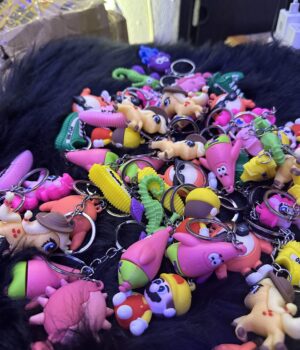 MIXED DESIGN KEY HOLDER