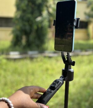 C17 AI FACE TRACKING TRIPOD