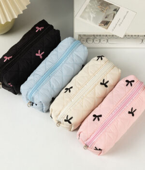 MAKEUP BAG